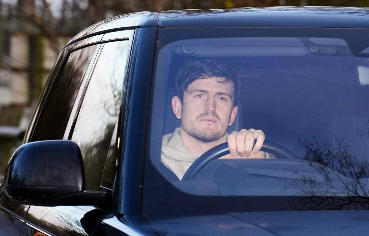 馬奎爾考慮離開曼聯(lián)去意甲，最早冬窗走人！滕哈格首簽找卡里克確定未來