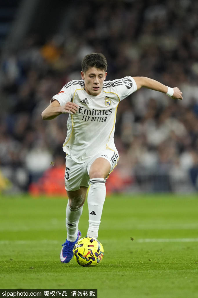 伯納烏風云：皇家馬德里與摩納哥的歐冠關鍵戰(zhàn)，姆巴佩能否用進球回應噓聲？