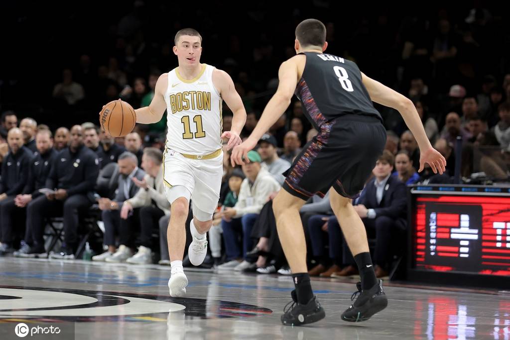 普理查德32分布朗27+9+12 綠軍雙加時(shí)送籃網(wǎng)四連敗